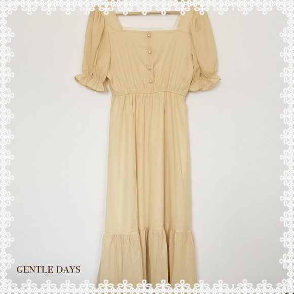 Dresses & Skirts - [NWOT] Square Neck Chiffon Midi Dress in Yellow, Size S